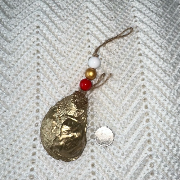 Handmade Decoupage Nutcracker Oyster Shell Christmas Ornament - Picture 2 of 2